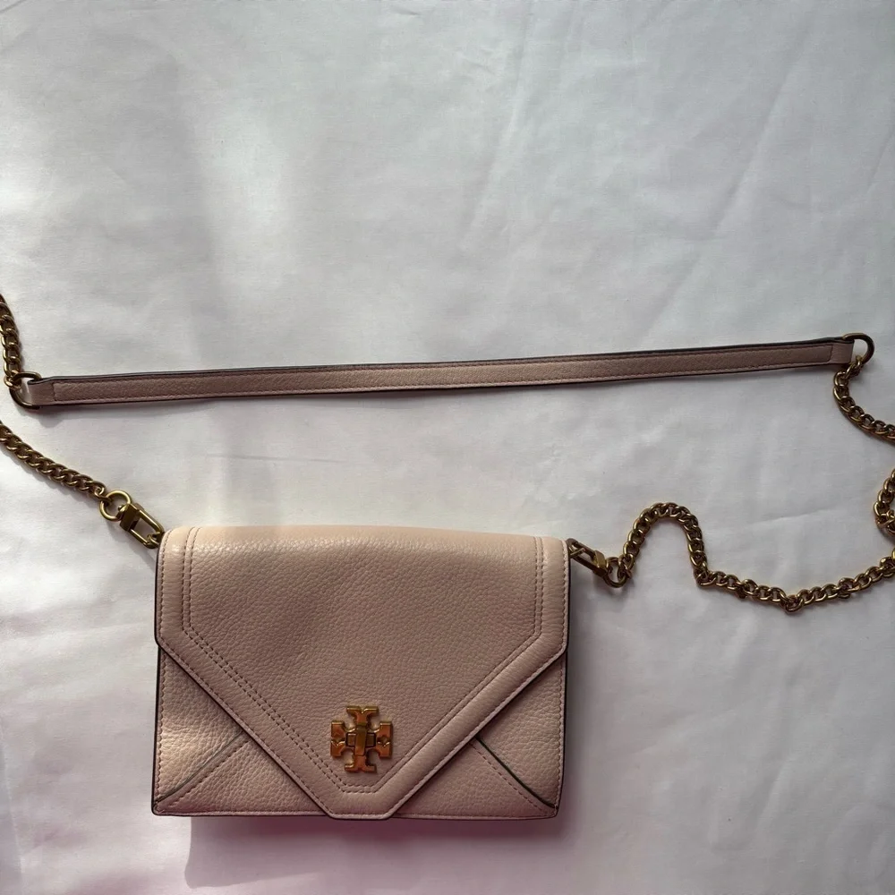 Tory Burch this pale